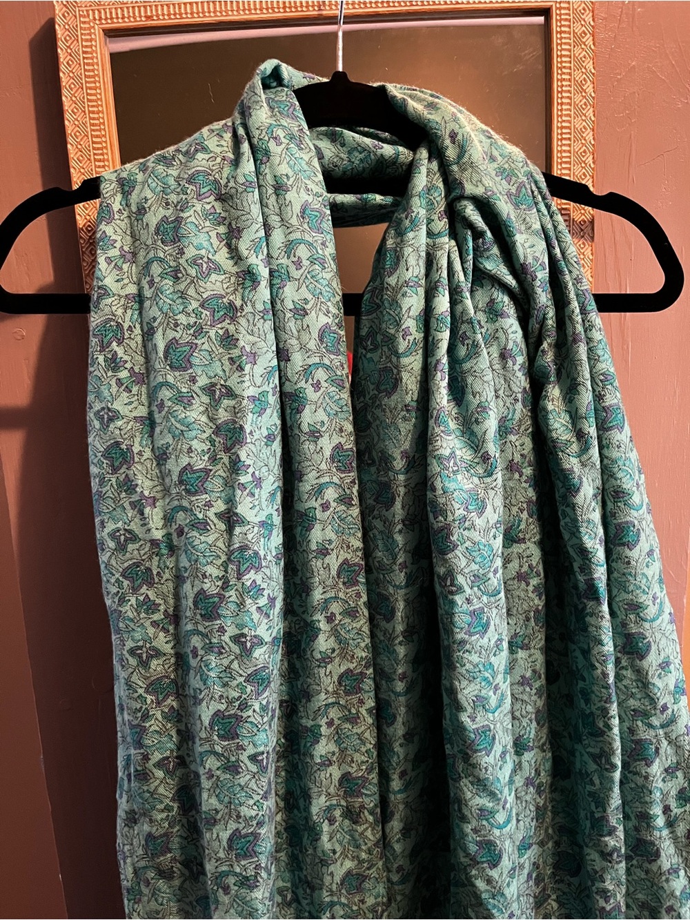 Large Pashmina/Scarf in Teal Paisley